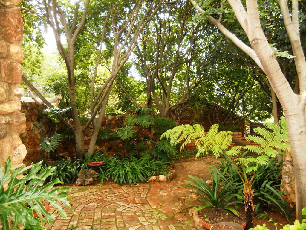 Centurion Guest House And Lodge Exterior foto
